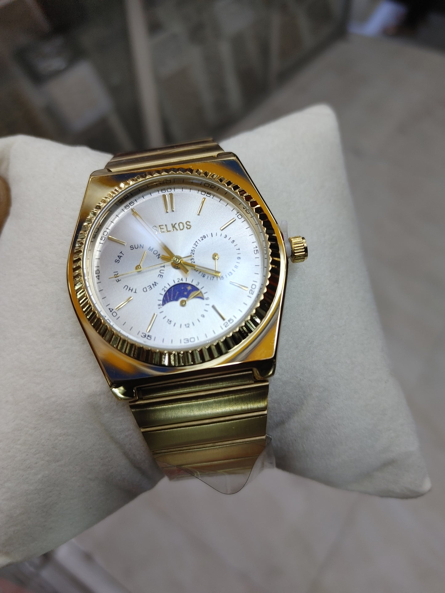 Original Selkos Annual Calendar Watch
